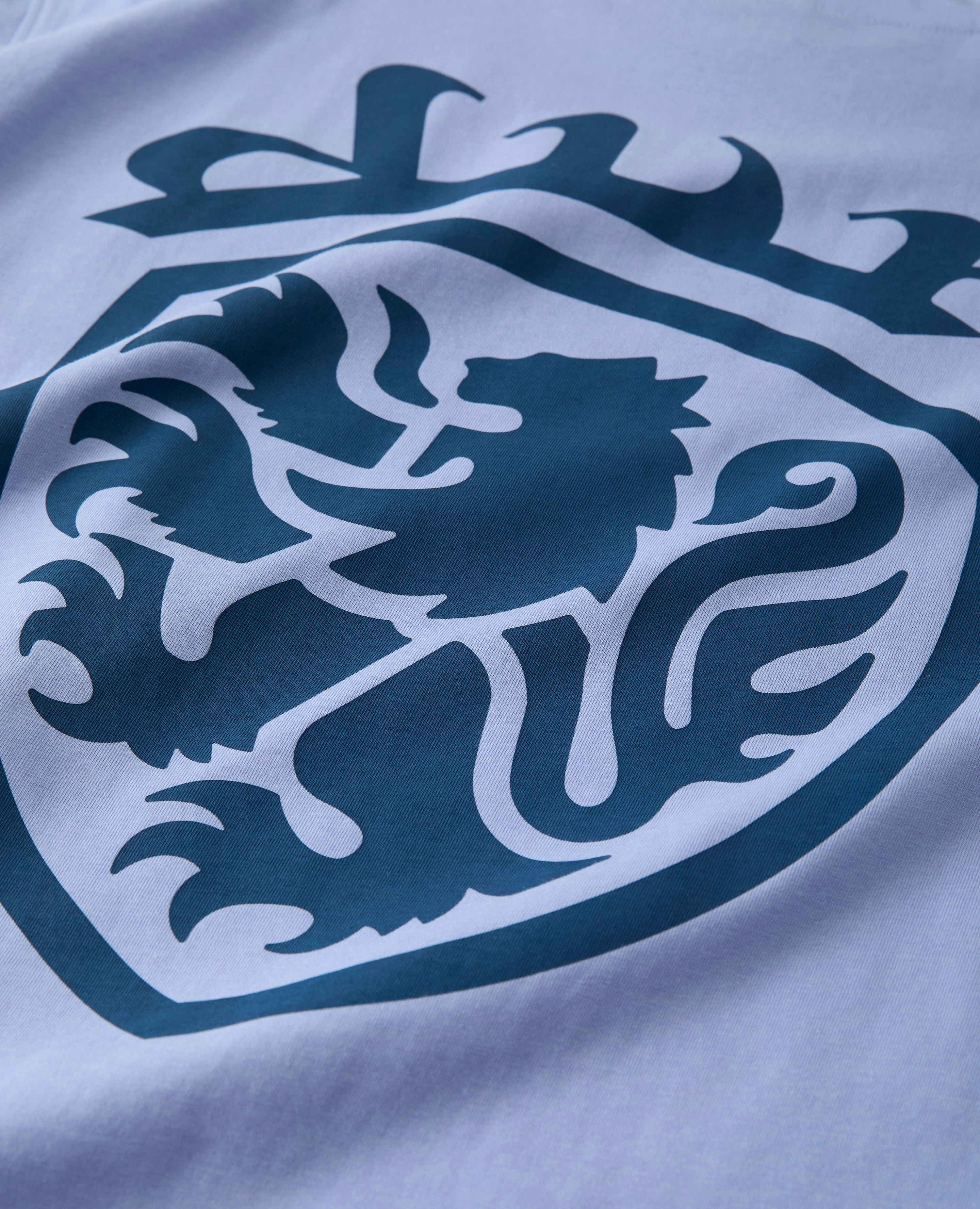 BLUE COAT-OF-ARMS T-SHIRT