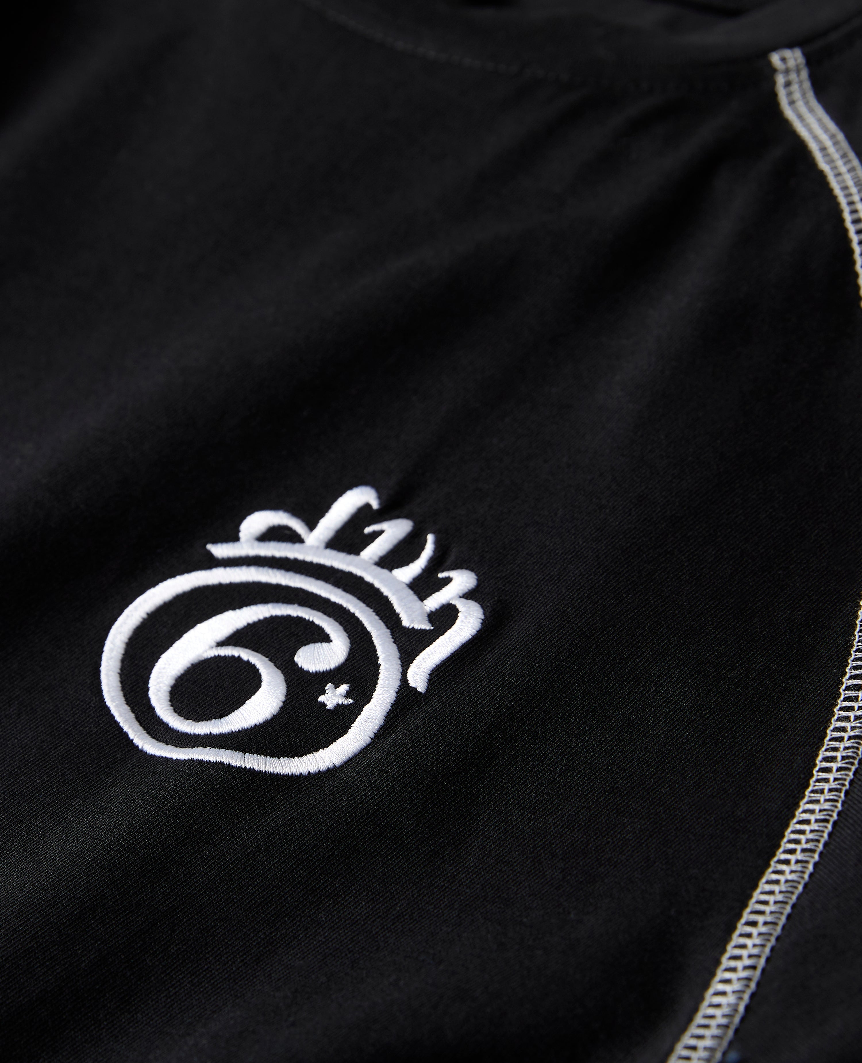 BLACK 6STARS TECH TEE