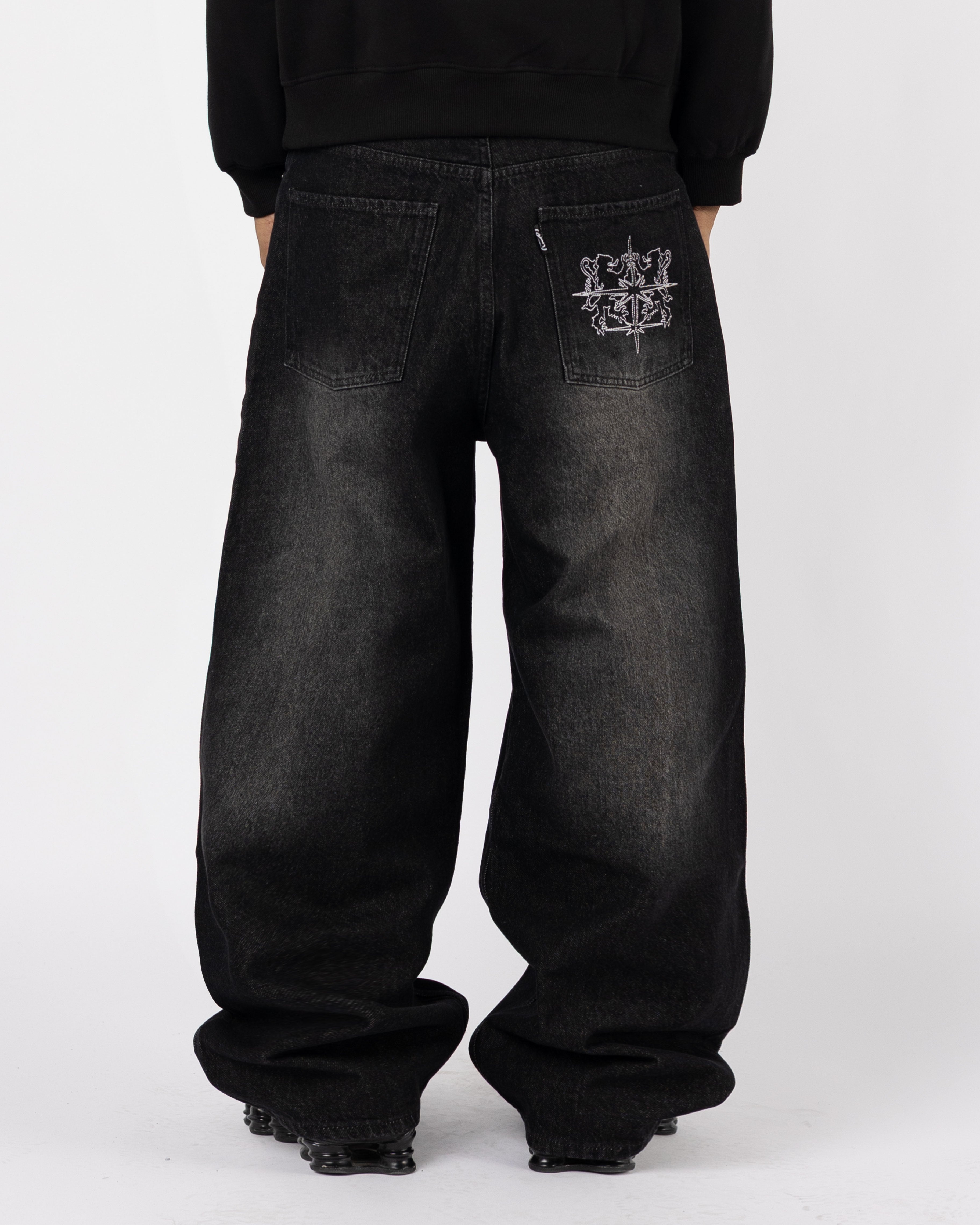 BLACK BLASON DENIM