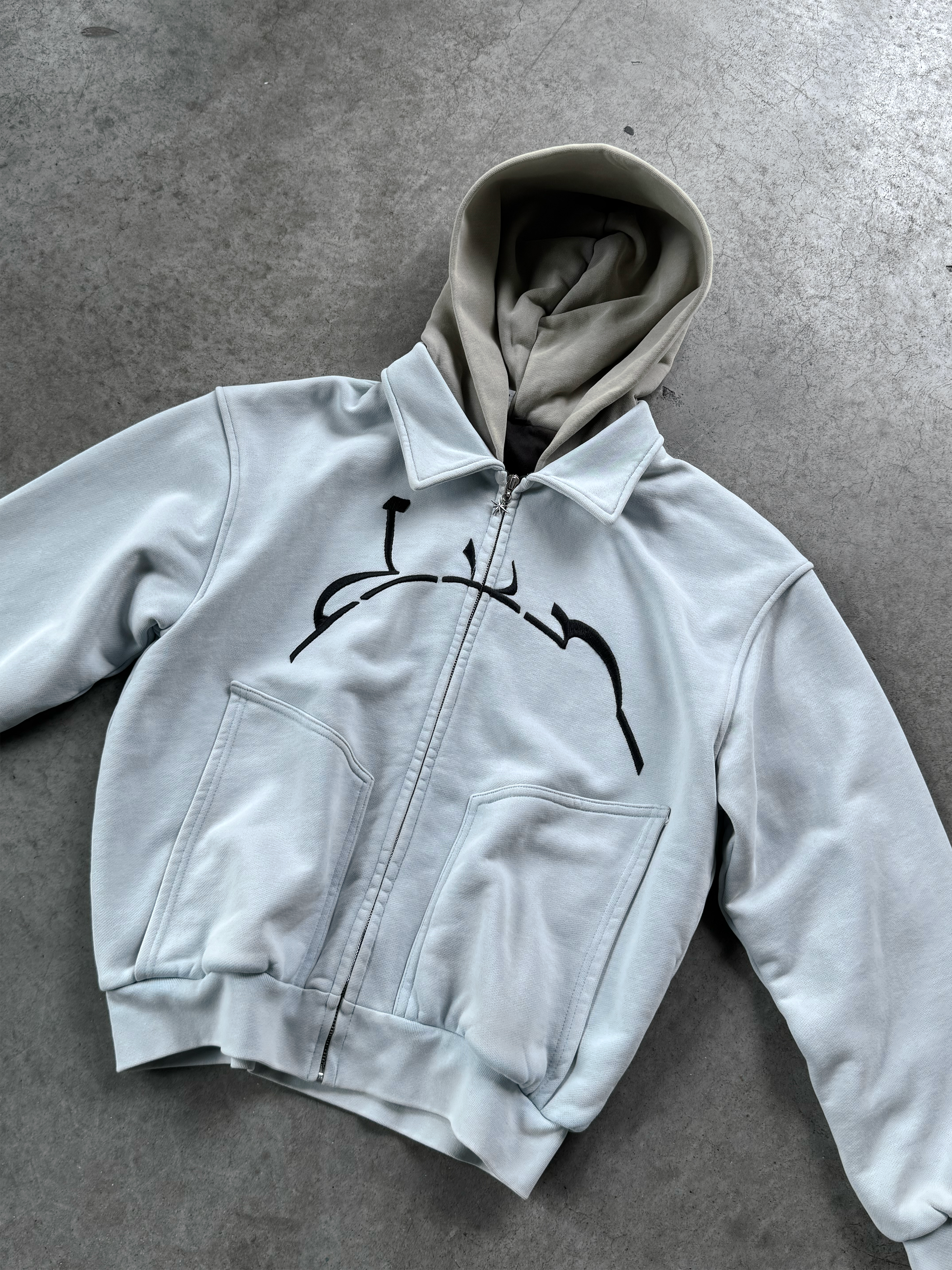 ARCHIVE-BLUE HOODED ZIP JACKET