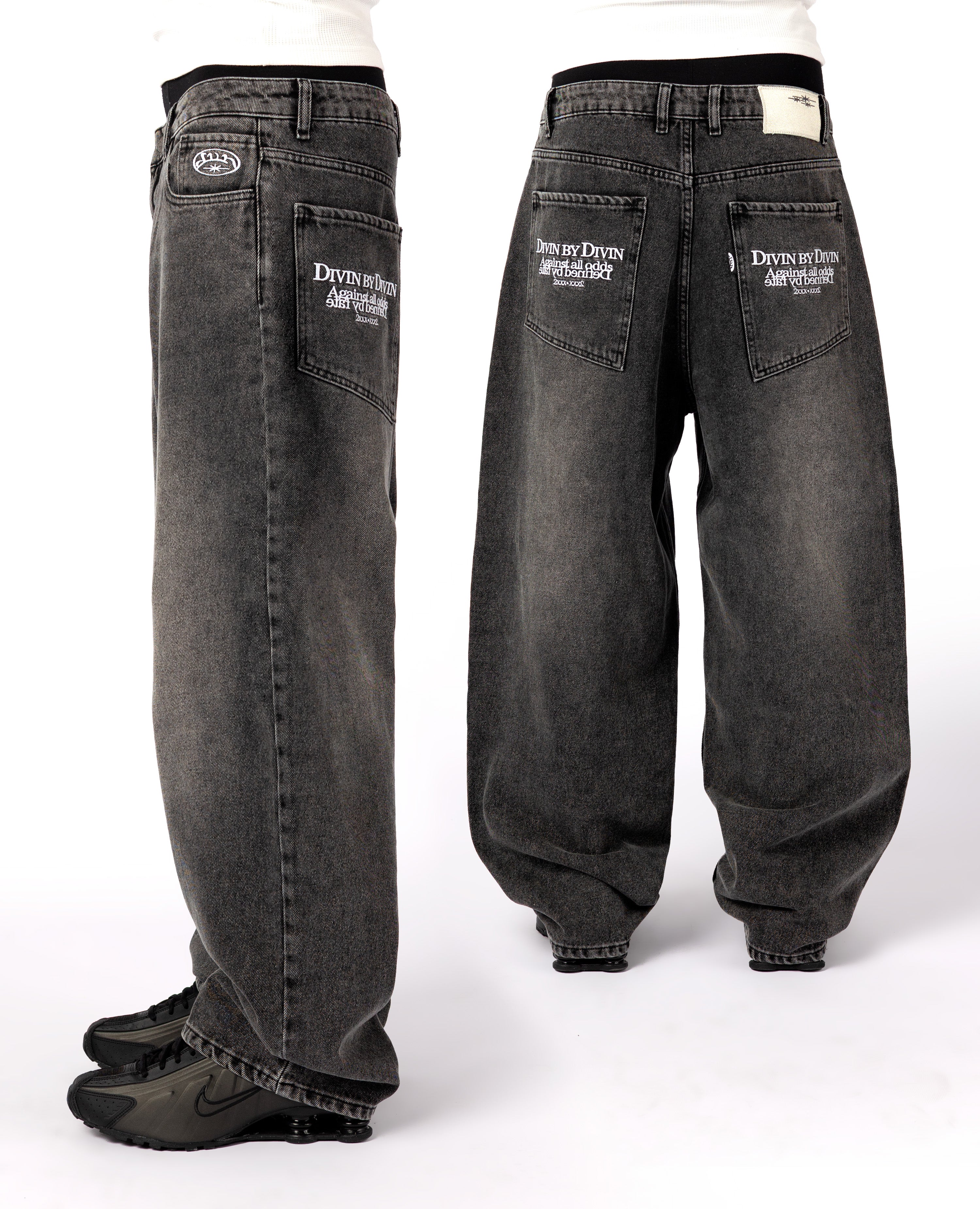 BLACK SHARP DENIM