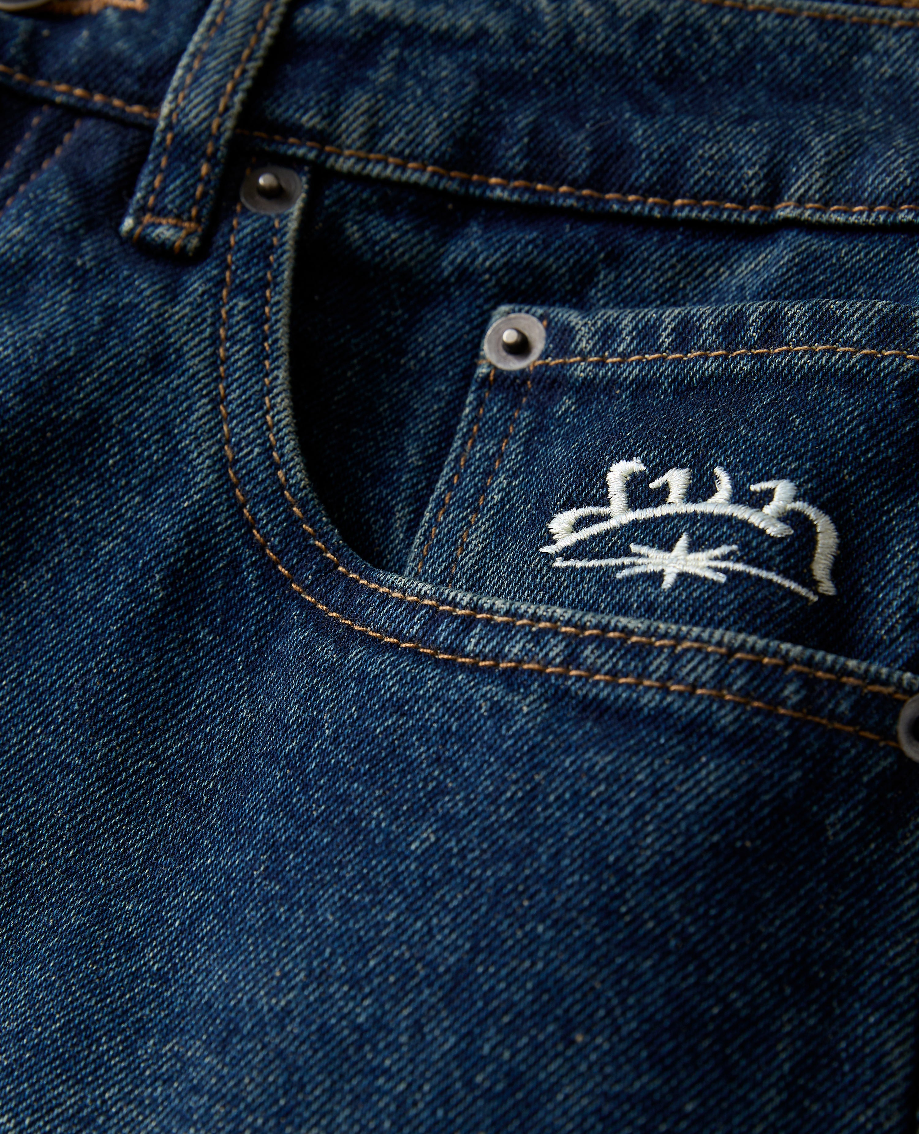 BLUEFIN BLASON DENIM